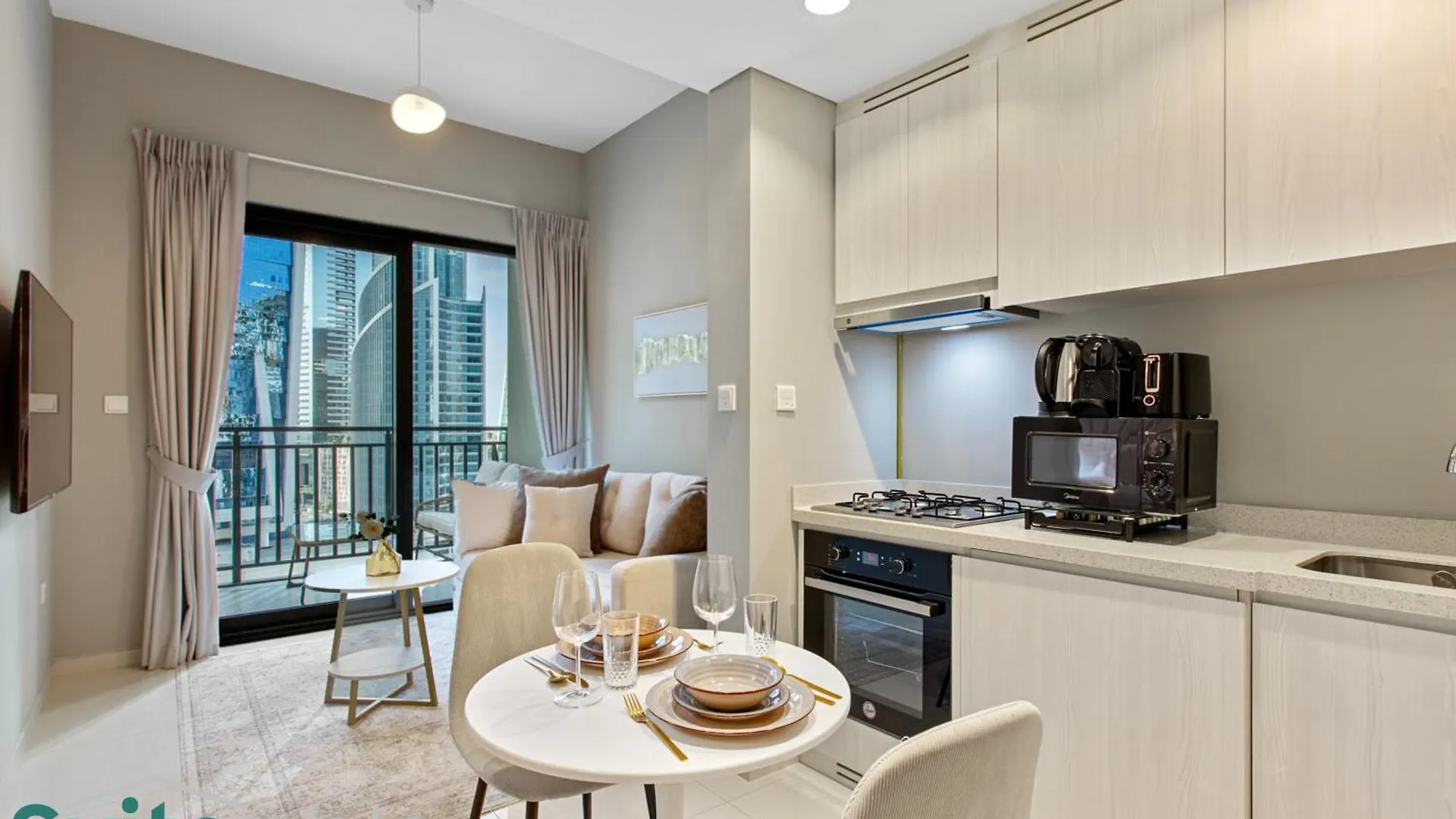Modern And Relaxing 1 Bedroom In Zada Tower Dubai Apartment